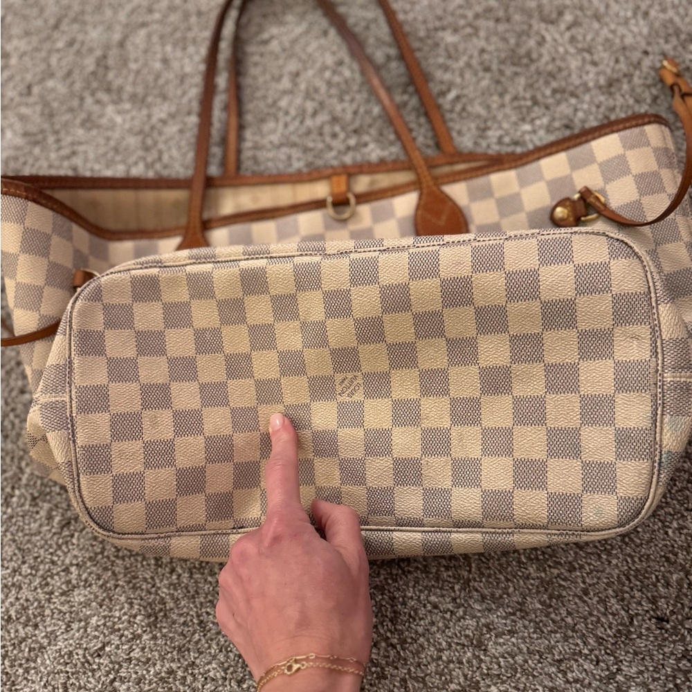 Louis Vuitton small neverfull bag - Picture 3 of 12